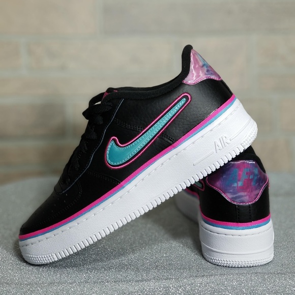 Nike Air Force 1 Low - Picture 5 of 7